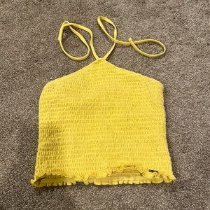 The perfect yellow crop top! XS from Hollister